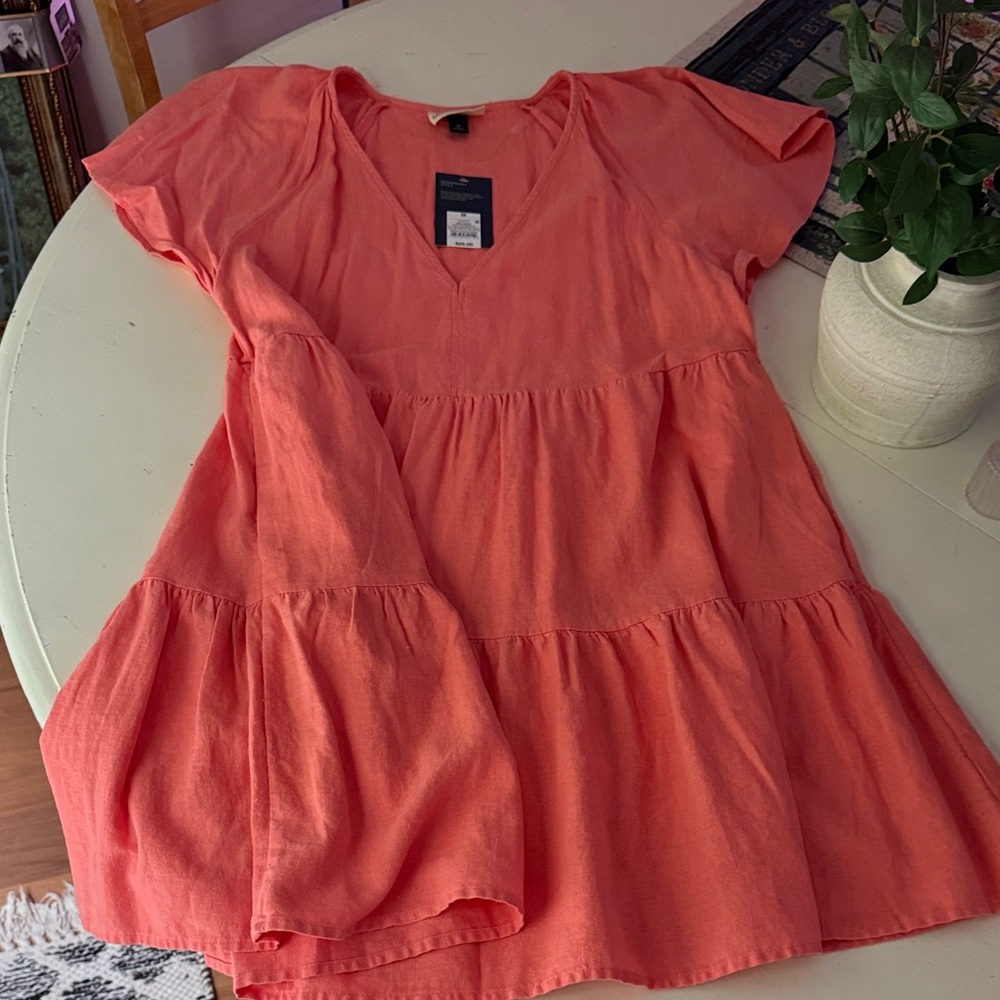 Universal Thread Coral Tiered V-Neck Top